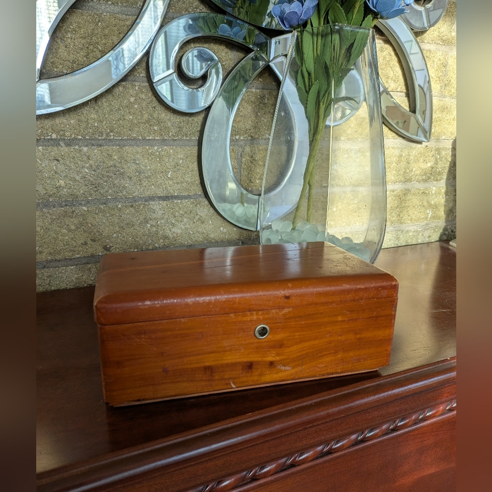 Vintage, Lane Cedar Chest Trinket Box "Salesman Sample" by Stanley Furniture Co